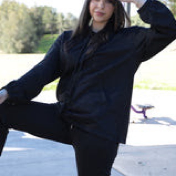 Black Oversized Hoodie - Picture 10 of 11